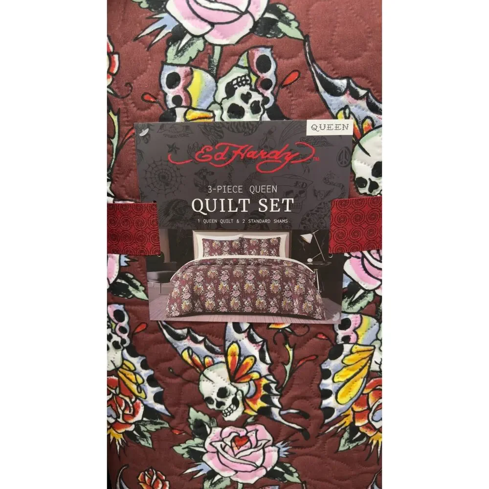 Ed Hardy 3-Piece Maroon Tattoo Skulls/Roses Queen Quilt Set - NEW - Picture 2 of 4